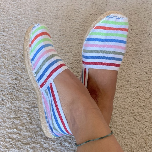 Spanish Espadrilles - Picture 4 of 4